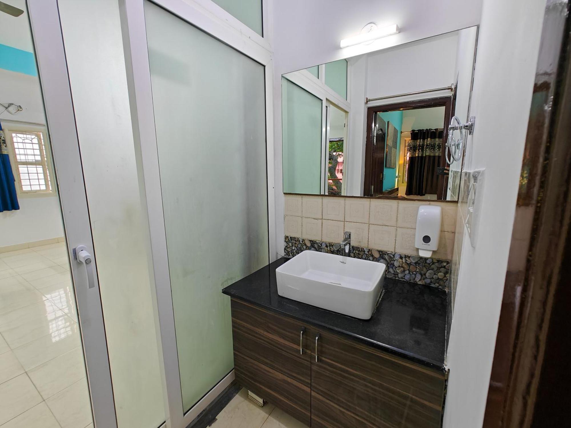 Sampada Homestay Bangalore Exterior foto