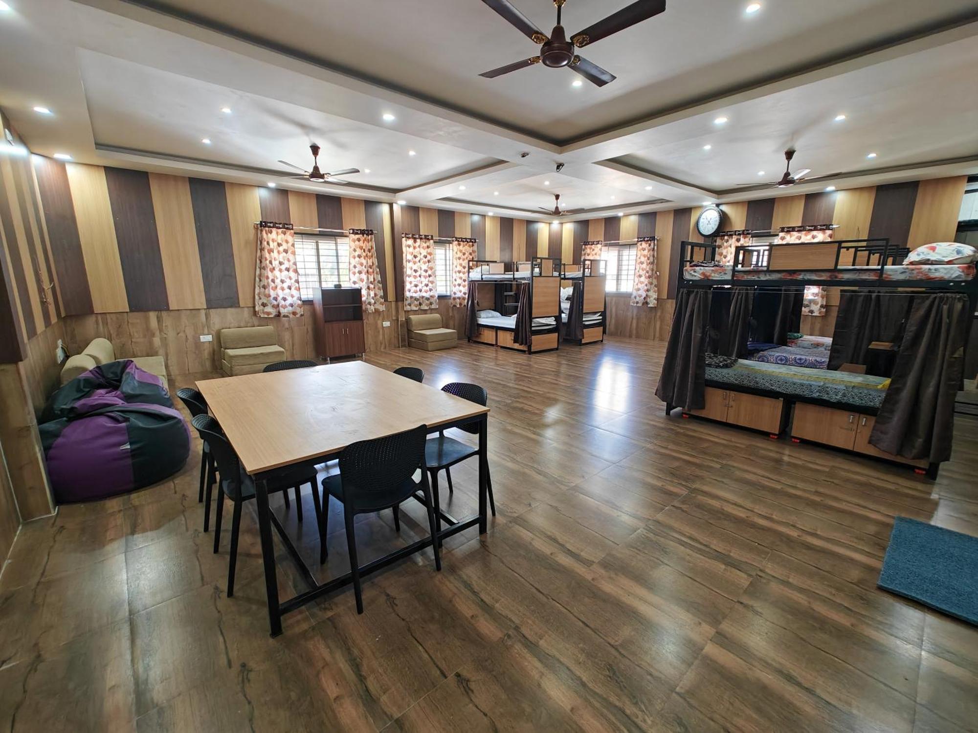 Sampada Homestay Bangalore Exterior foto