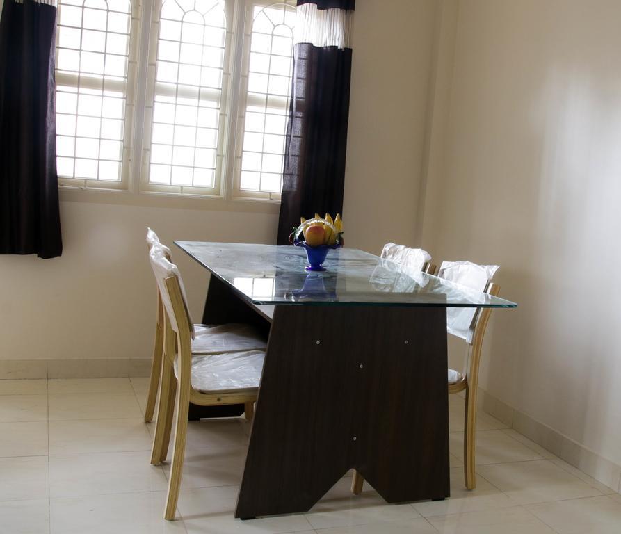 Sampada Homestay Bangalore Exterior foto