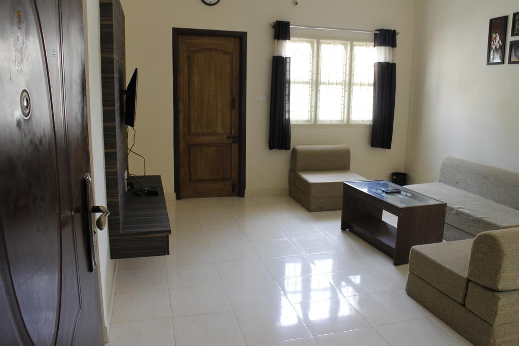 Sampada Homestay Bangalore Exterior foto